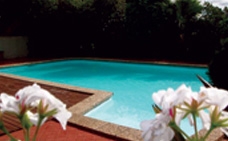  swimming pool, spa and bbq facilities